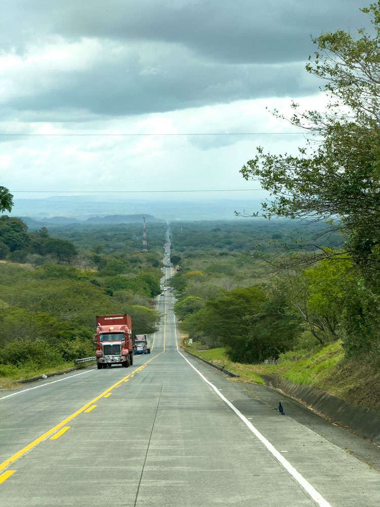 Auf der Panamericana Leon - Granada