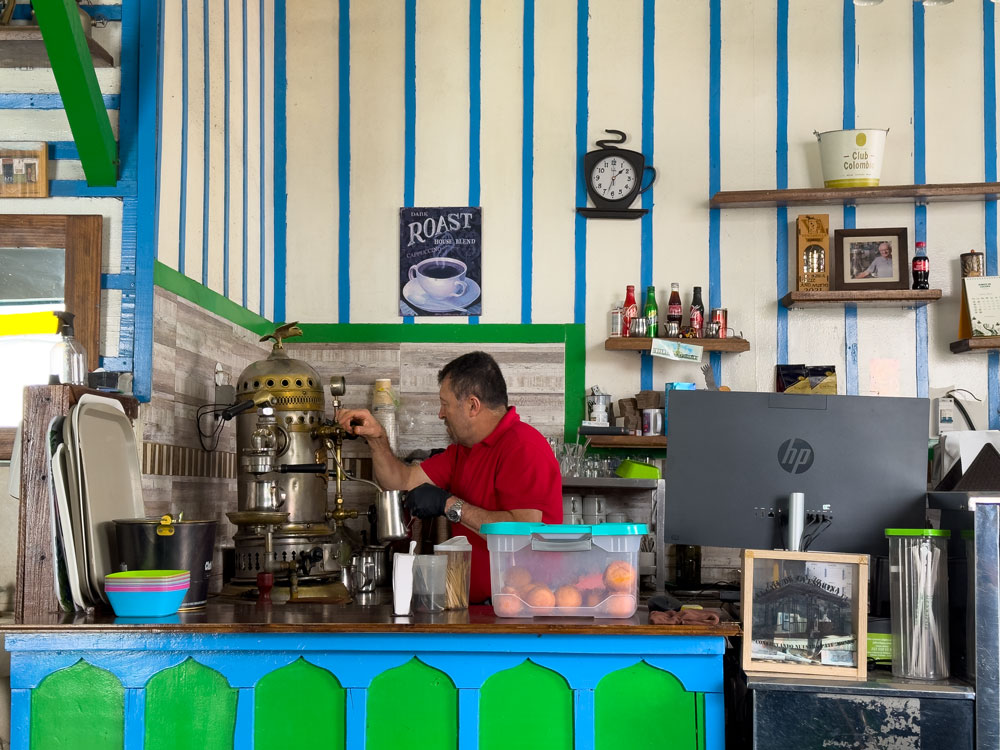 Im Café de la Esquina