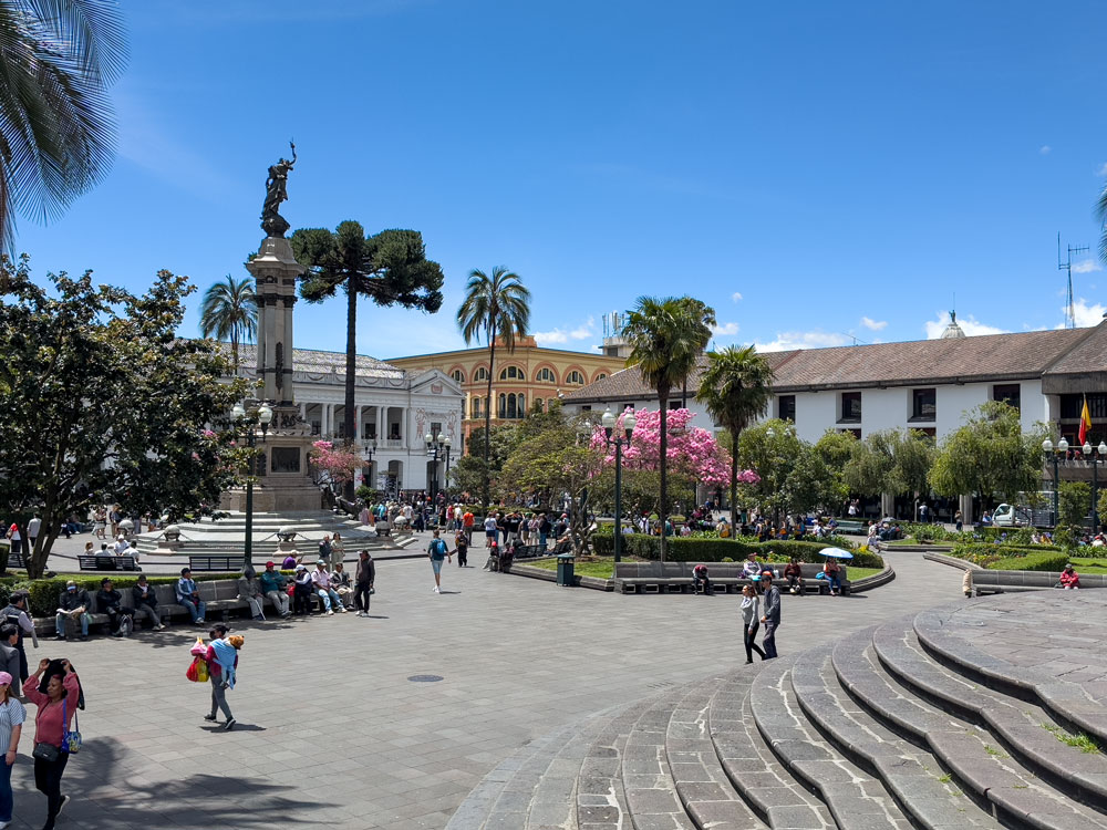 Plaza Grande in Qutio