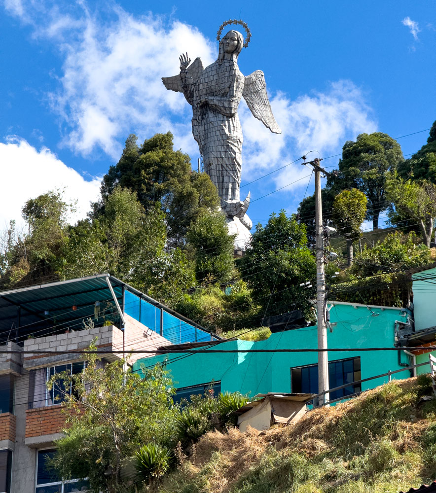 Marienstatue auf dem El Paneciollo/Quito